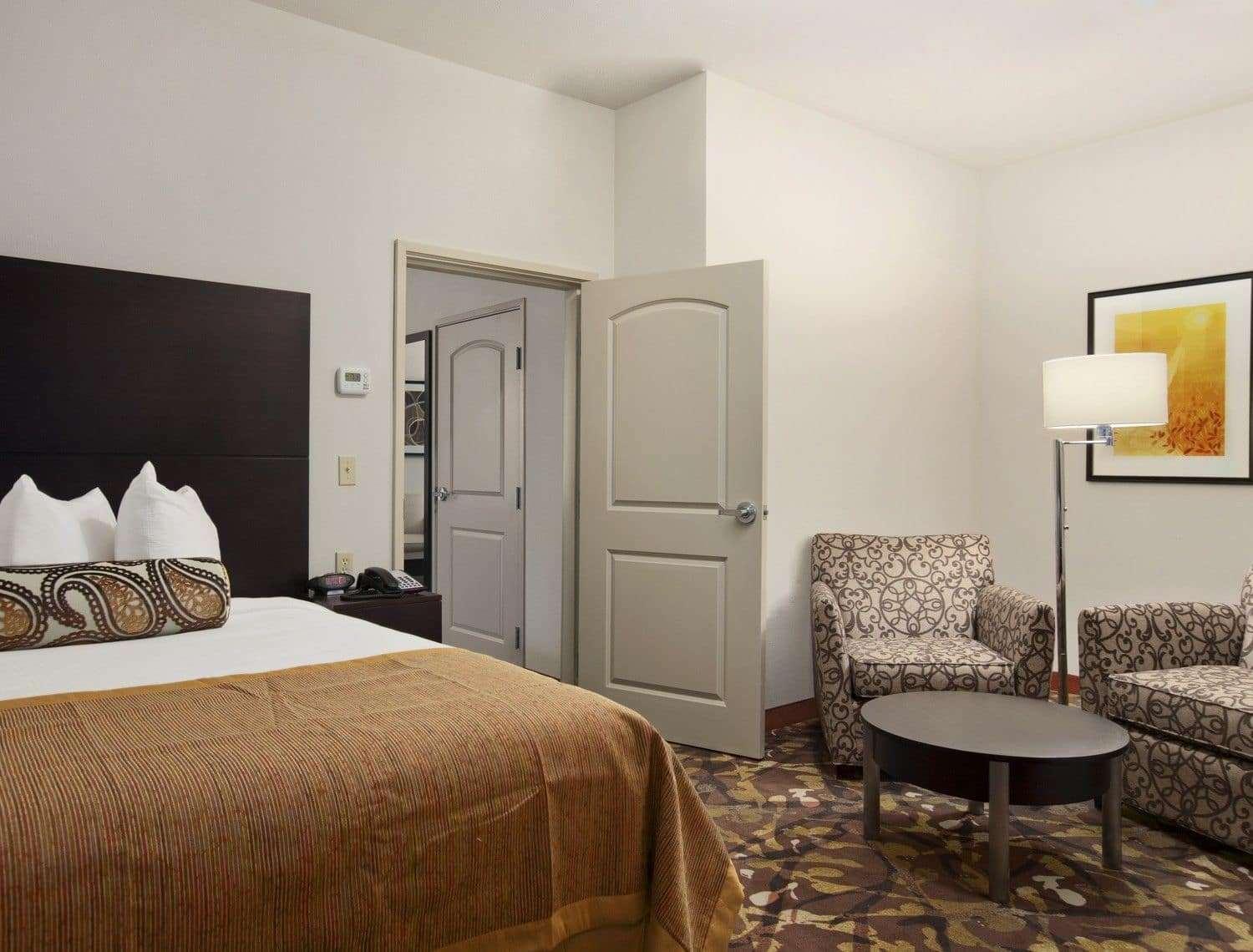 Hotel Baymont By Wyndham Hobbs Esterno foto