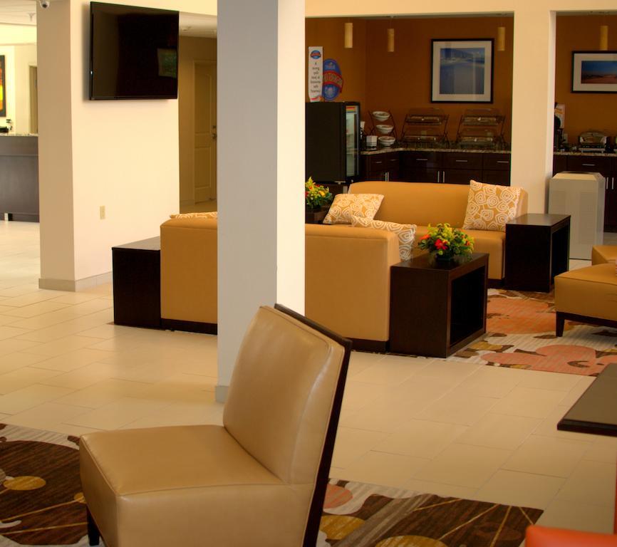 Hotel Baymont By Wyndham Hobbs Esterno foto