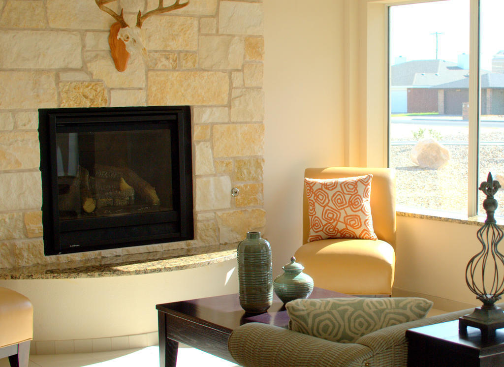 Hotel Baymont By Wyndham Hobbs Esterno foto